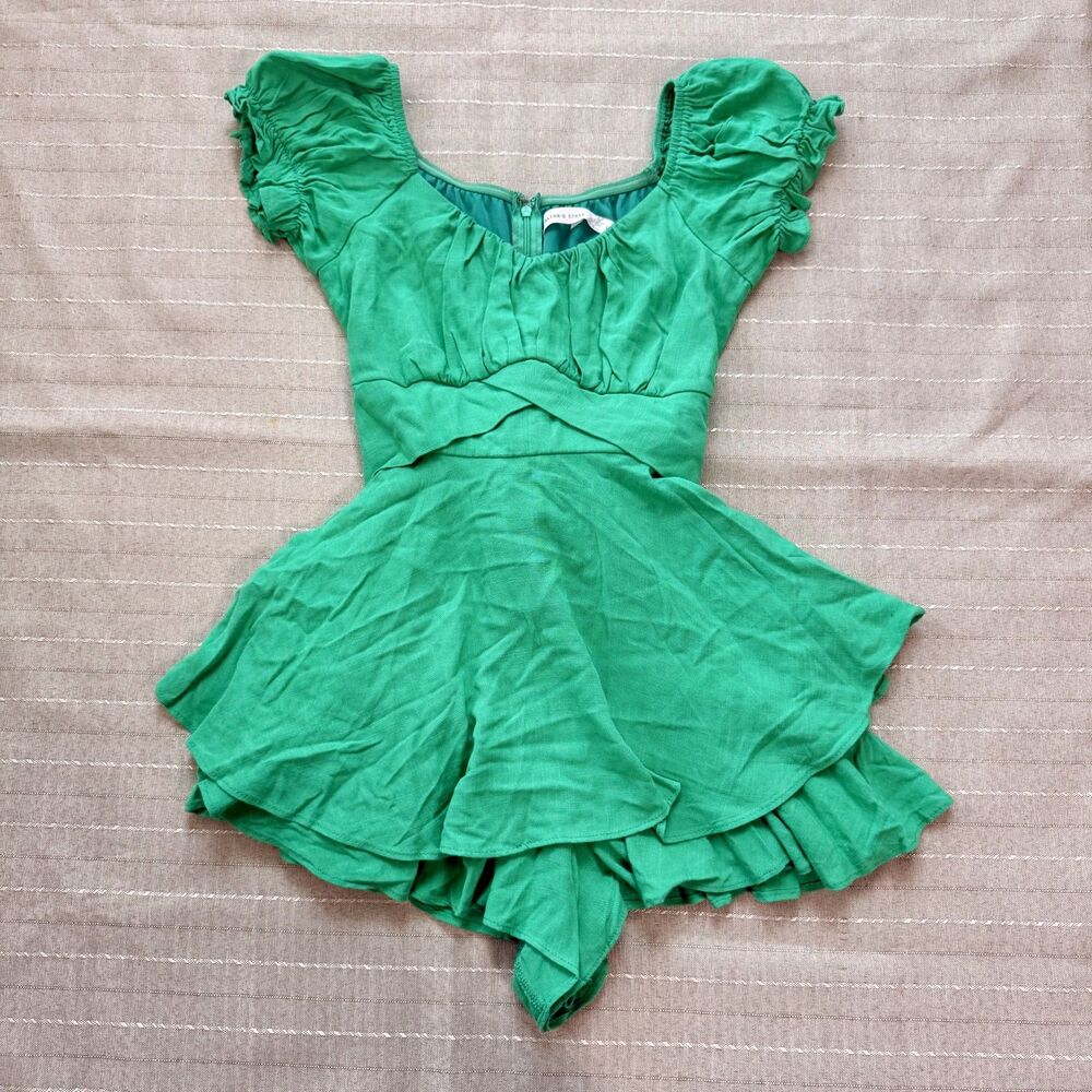 Altar'd State Womens Green Romper Size XS Great Condition